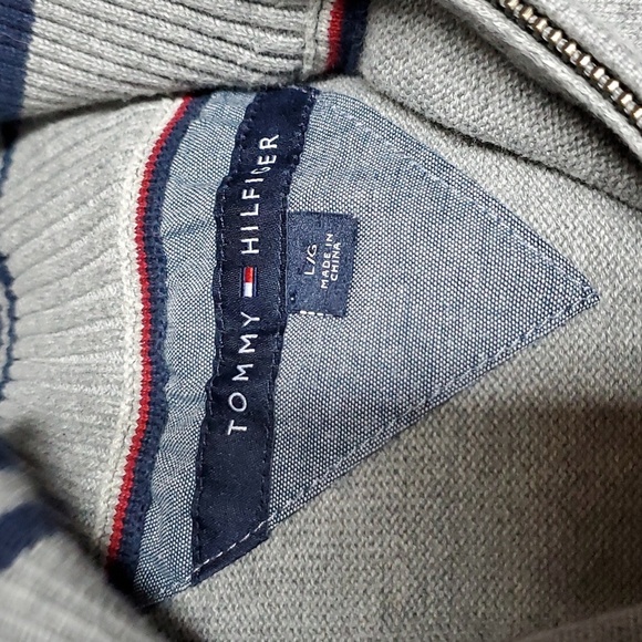 Tommy Hilfiger Quarter Zip Sweater Size Large - Picture 3 of 4